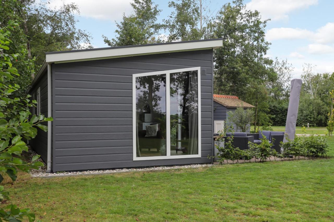 Landelijk Chalet 87 Oosterwolde  Exterior foto
