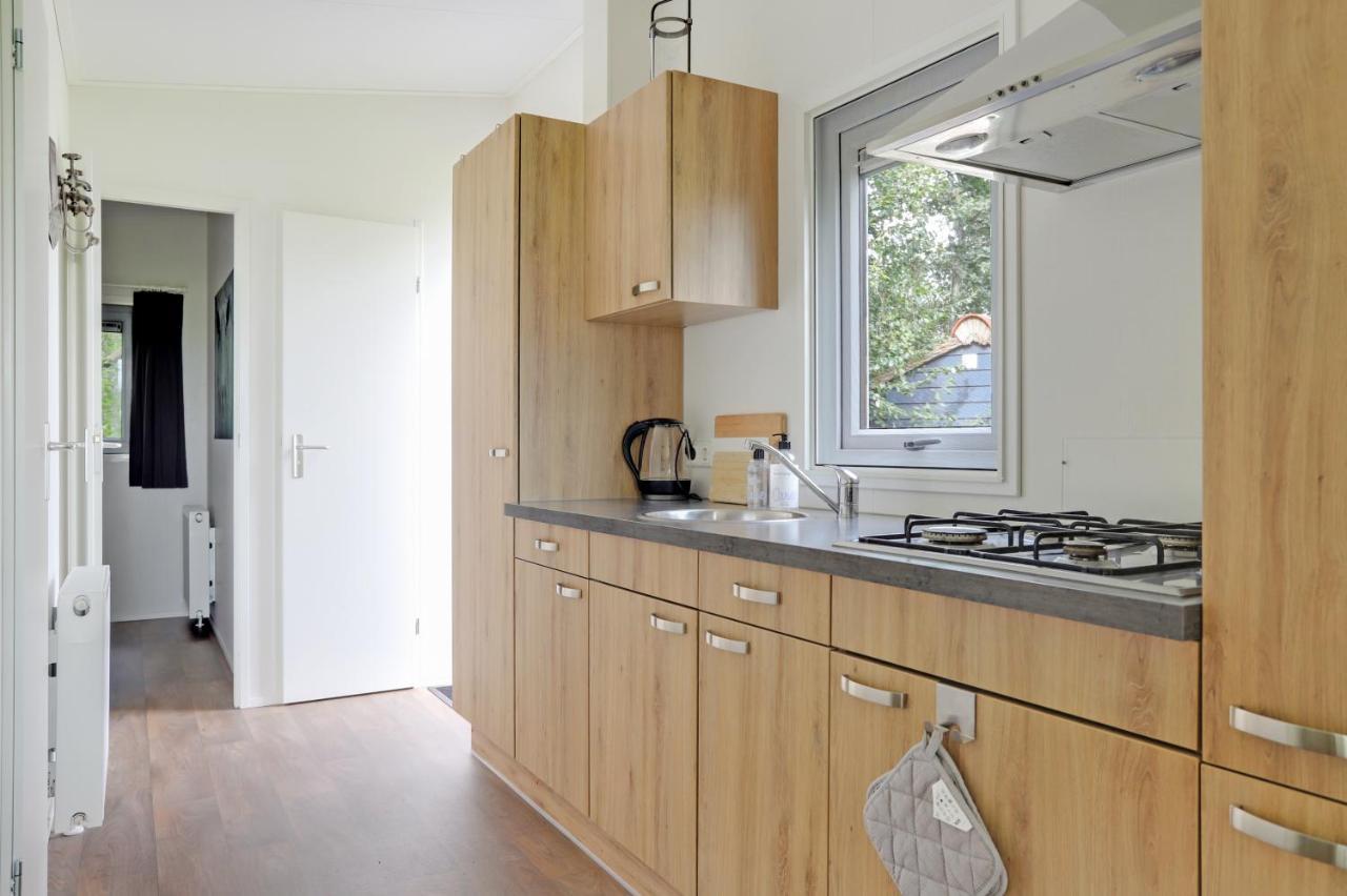 Landelijk Chalet 87 Oosterwolde  Exterior foto